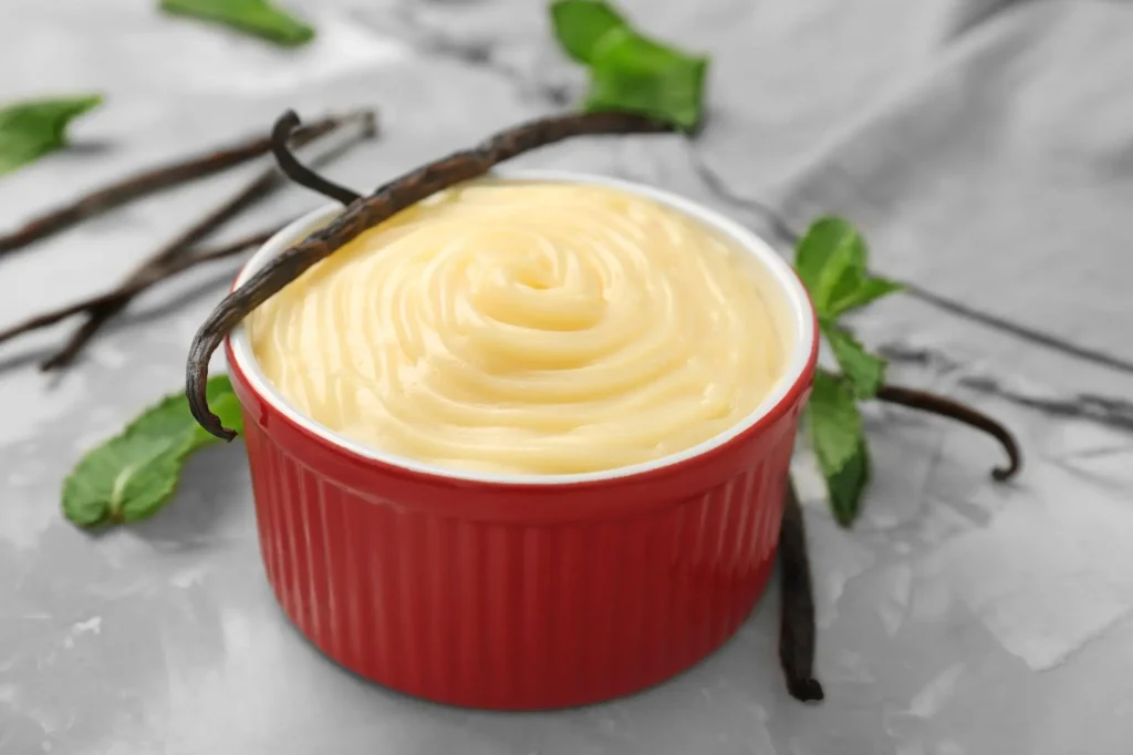 Bol de crème dessert vanille