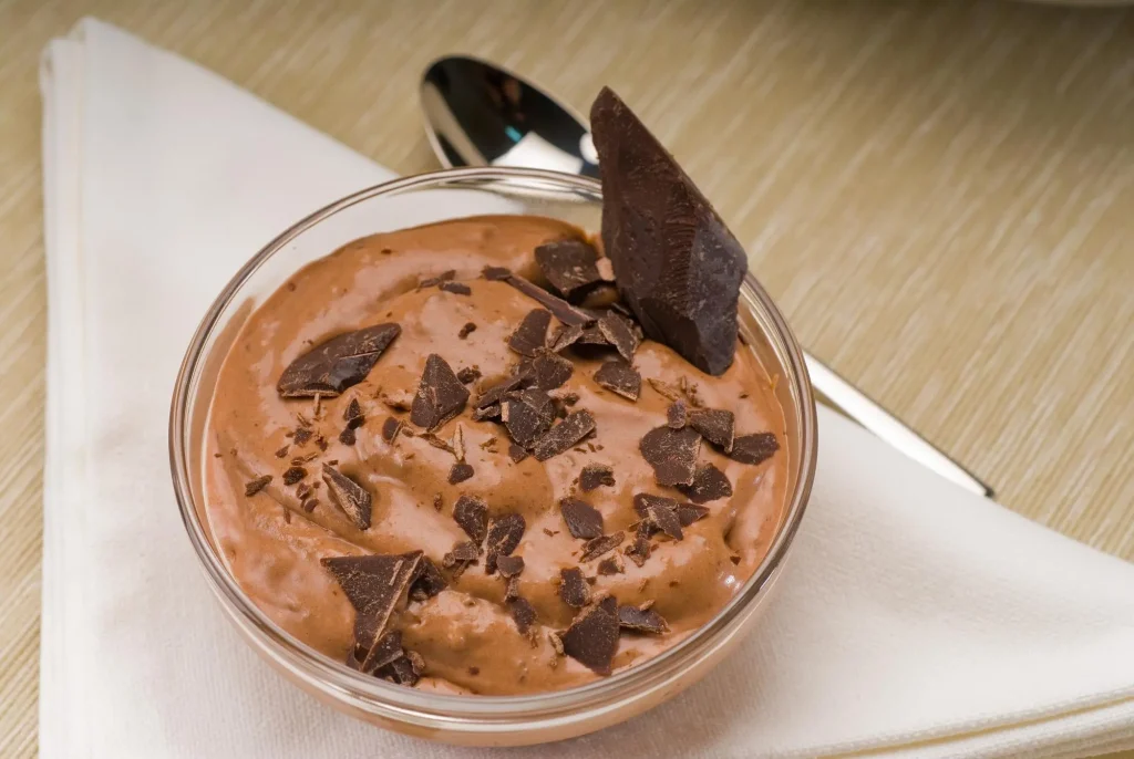 Ramequin de mousse au chocolat